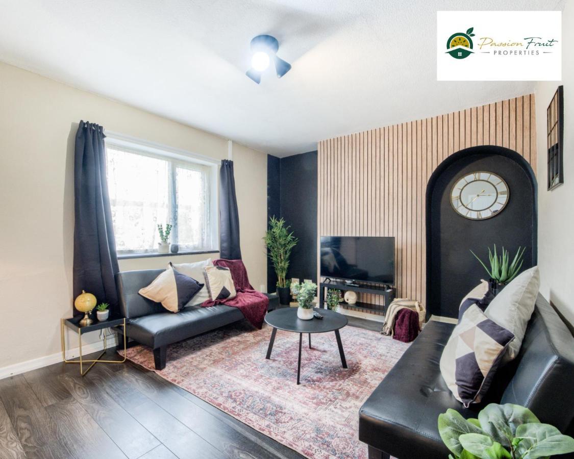 Apartment 3 Bedroom House With 5 Beds House By Passionfruit Near Centre - Bcc *